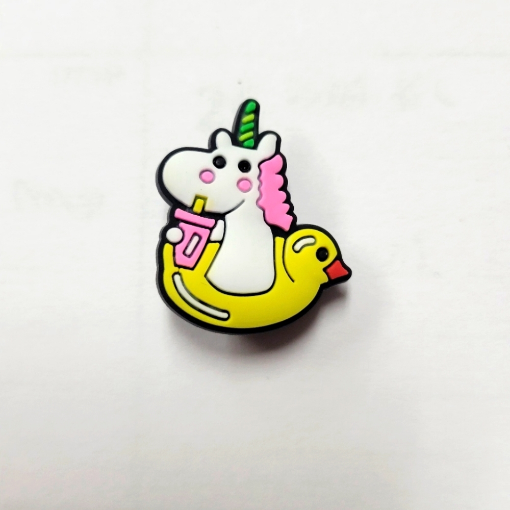 4/$10💥 Unicorn Croc Charm